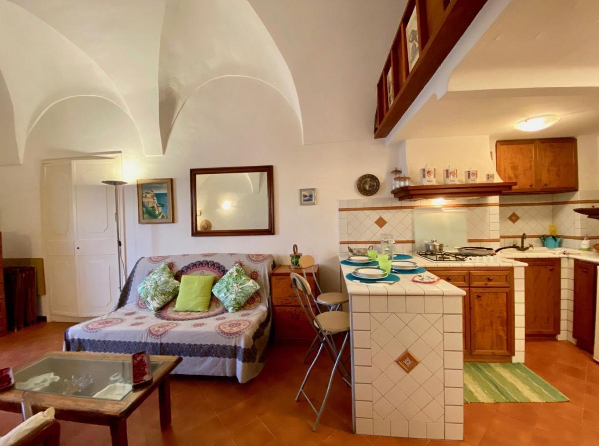 Holidaycasa Romano - Vacanza Nel Cuore Di Sperlonga Exteriér fotografie