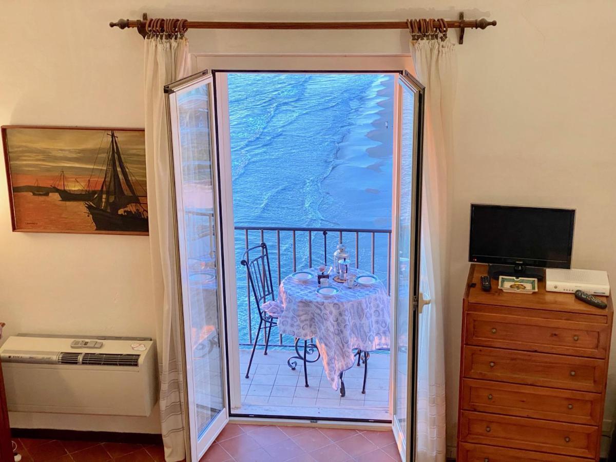 Holidaycasa Romano - Vacanza Nel Cuore Di Sperlonga Exteriér fotografie